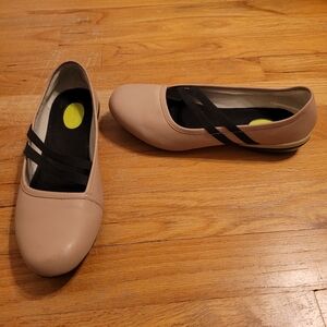 Kuru tan Bella flats 7.5